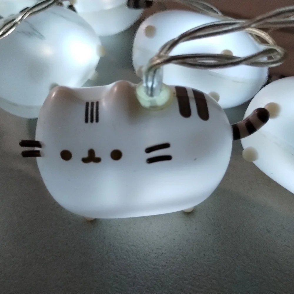 Winter 2016 Pusheen Subscribtion Box Exclusive String Light Set – 8 - Picture 3 of 13